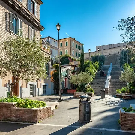Vatican Caracciolo Apartment